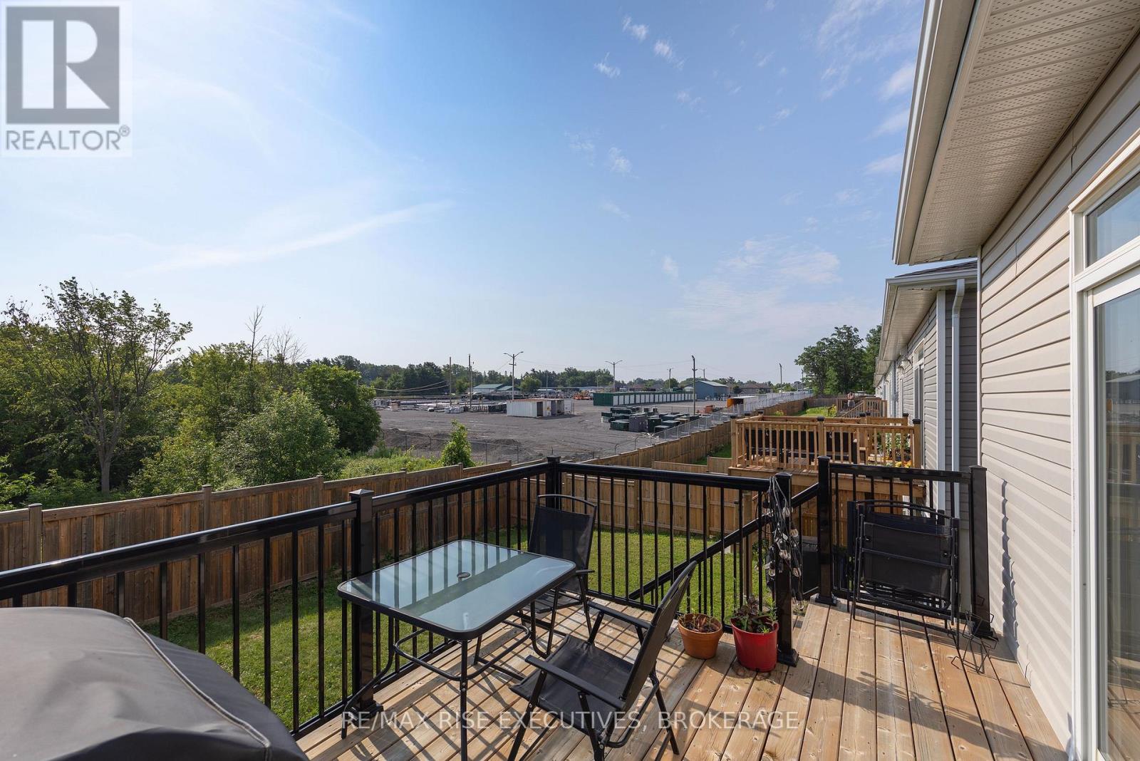 1233 Max Crescent, Kingston, Ontario  K7P 0P3 - Photo 11 - X13661592