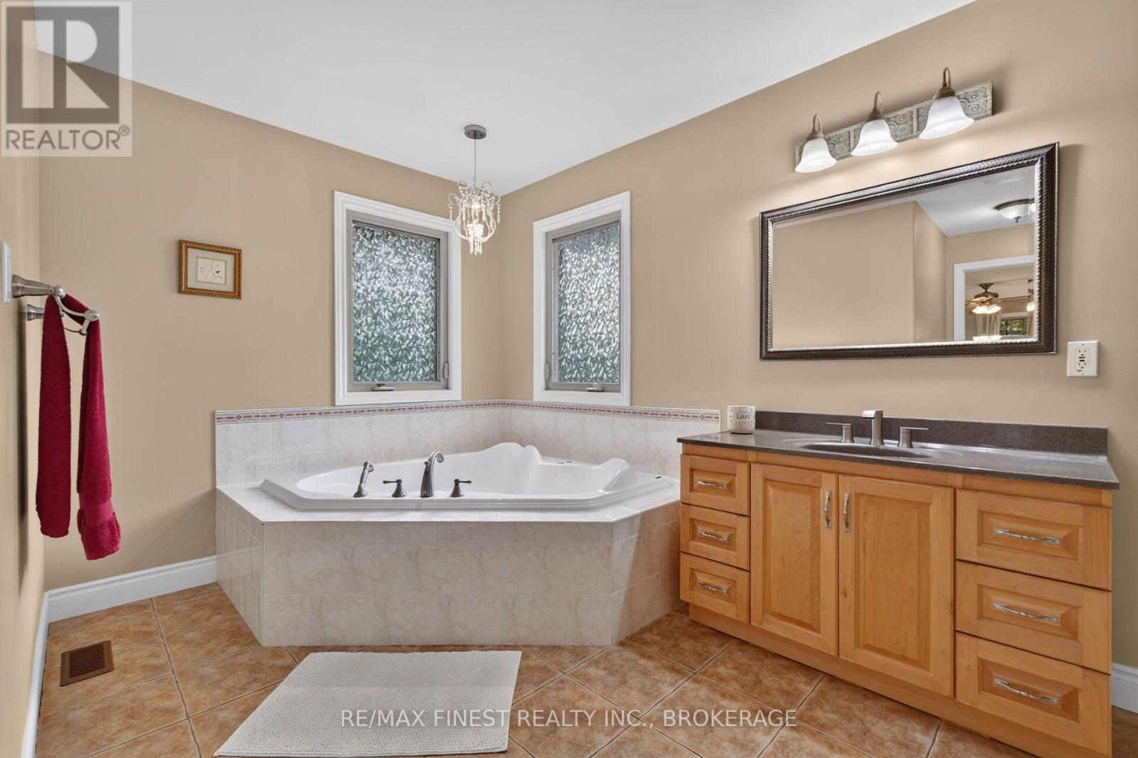 3508 Four Seasons Drive, Frontenac, Ontario  K0H 1X0 - Photo 21 - X13661640