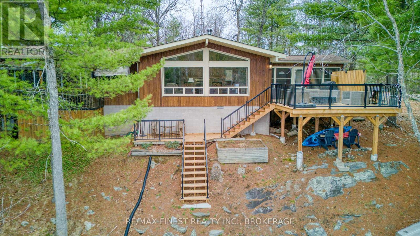 1046 Turner Way, Frontenac, Ontario  K0H 1B0 - Photo 1 - X13661806