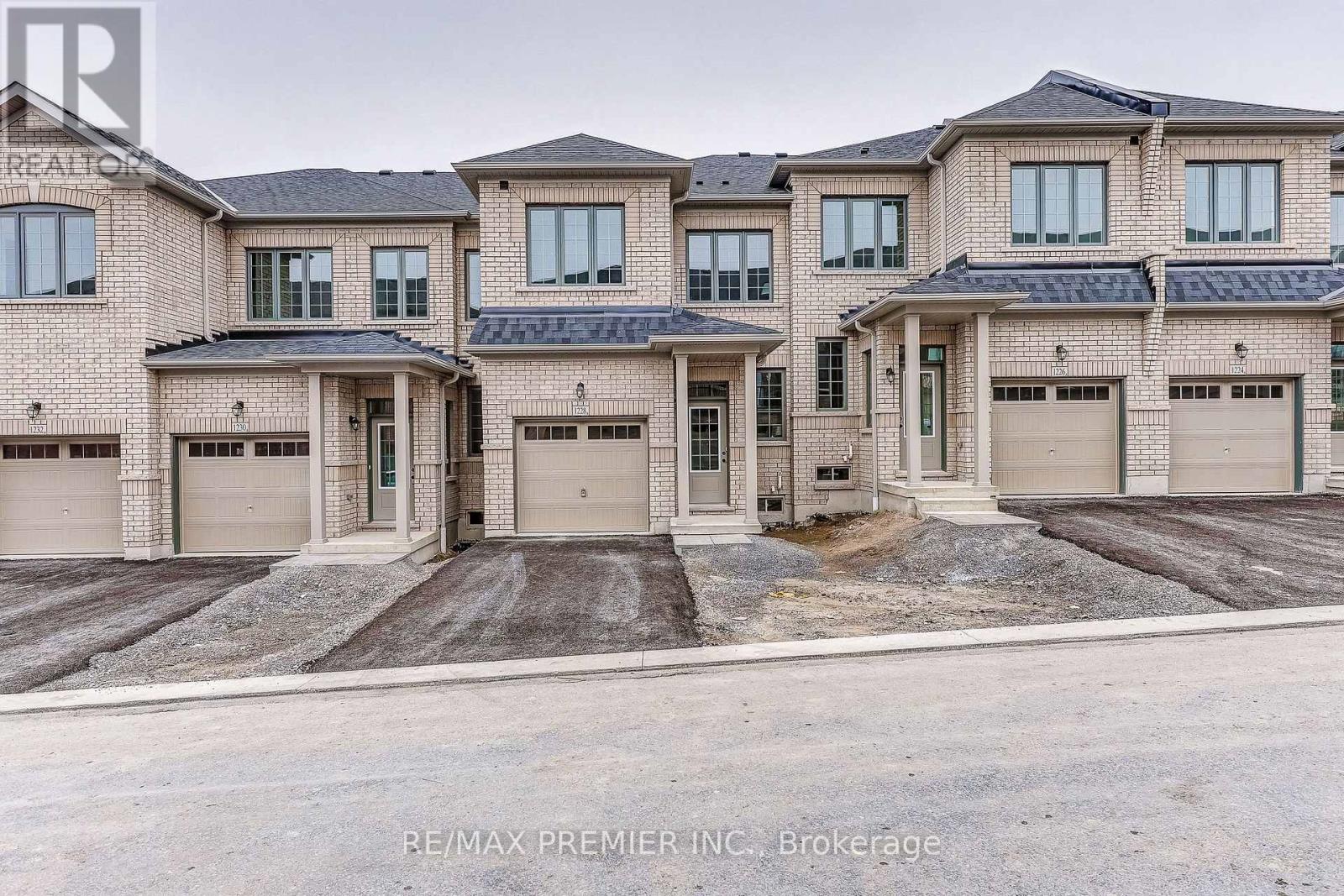 1228 ELIZABETH MACKENZIE DRIVE, Pickering, Ontario