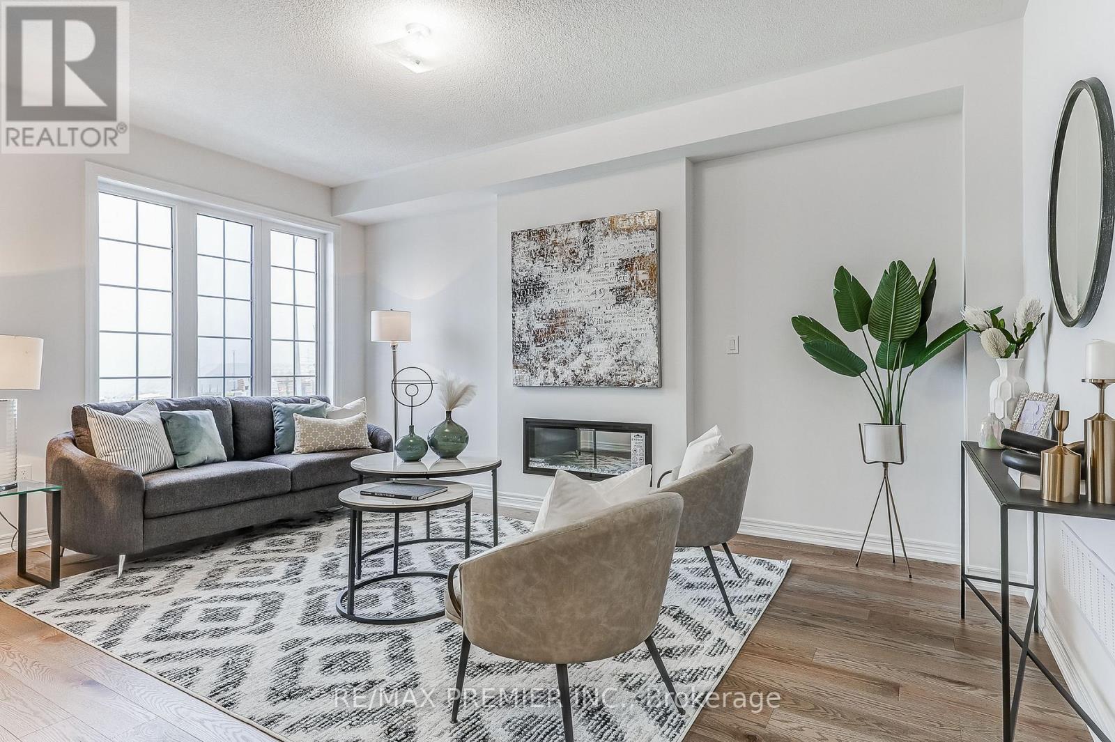 1228 Elizabeth Mackenzie Drive, Pickering, Ontario  L1X 0S3 - Photo 19 - E13661588