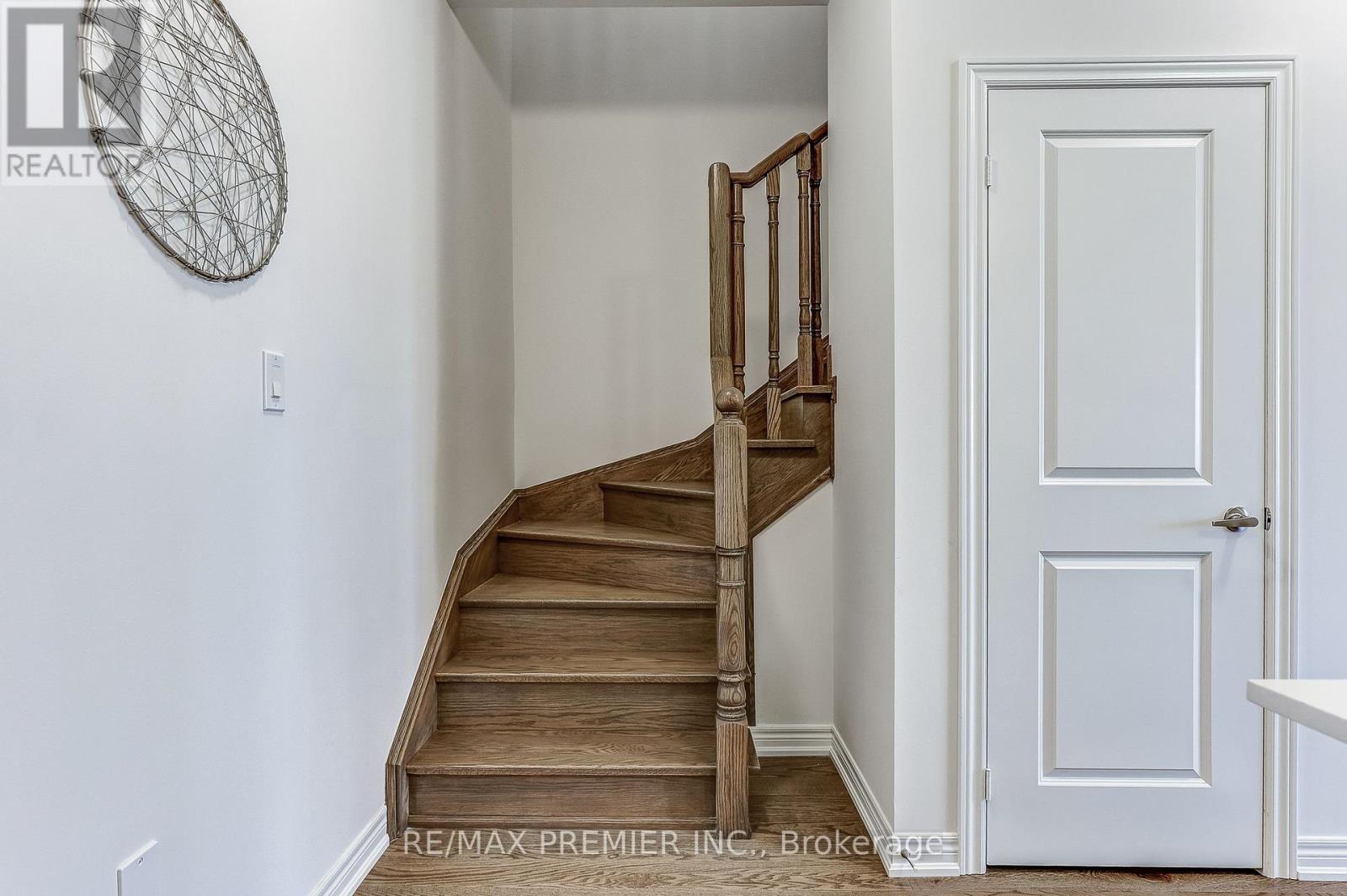 1228 Elizabeth Mackenzie Drive, Pickering, Ontario  L1X 0S3 - Photo 29 - E13661588