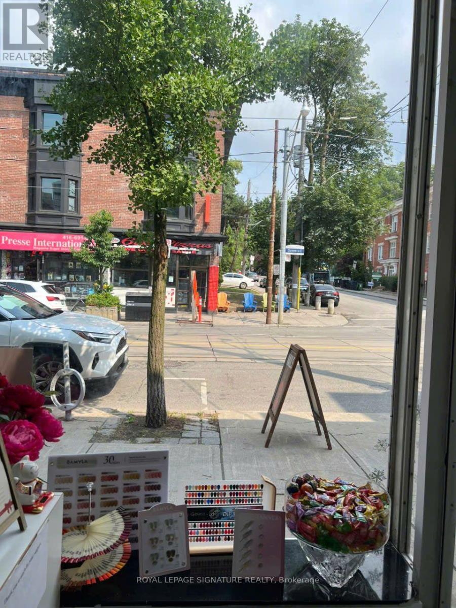 2195 Queen Street E, Toronto, Ontario  M4E 1E5 - Photo 17 - E13661638