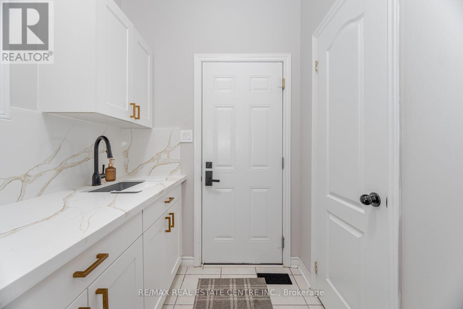 844 Wrenwood Drive, Oshawa, Ontario  L1K 0V8 - Photo 14 - E13661656