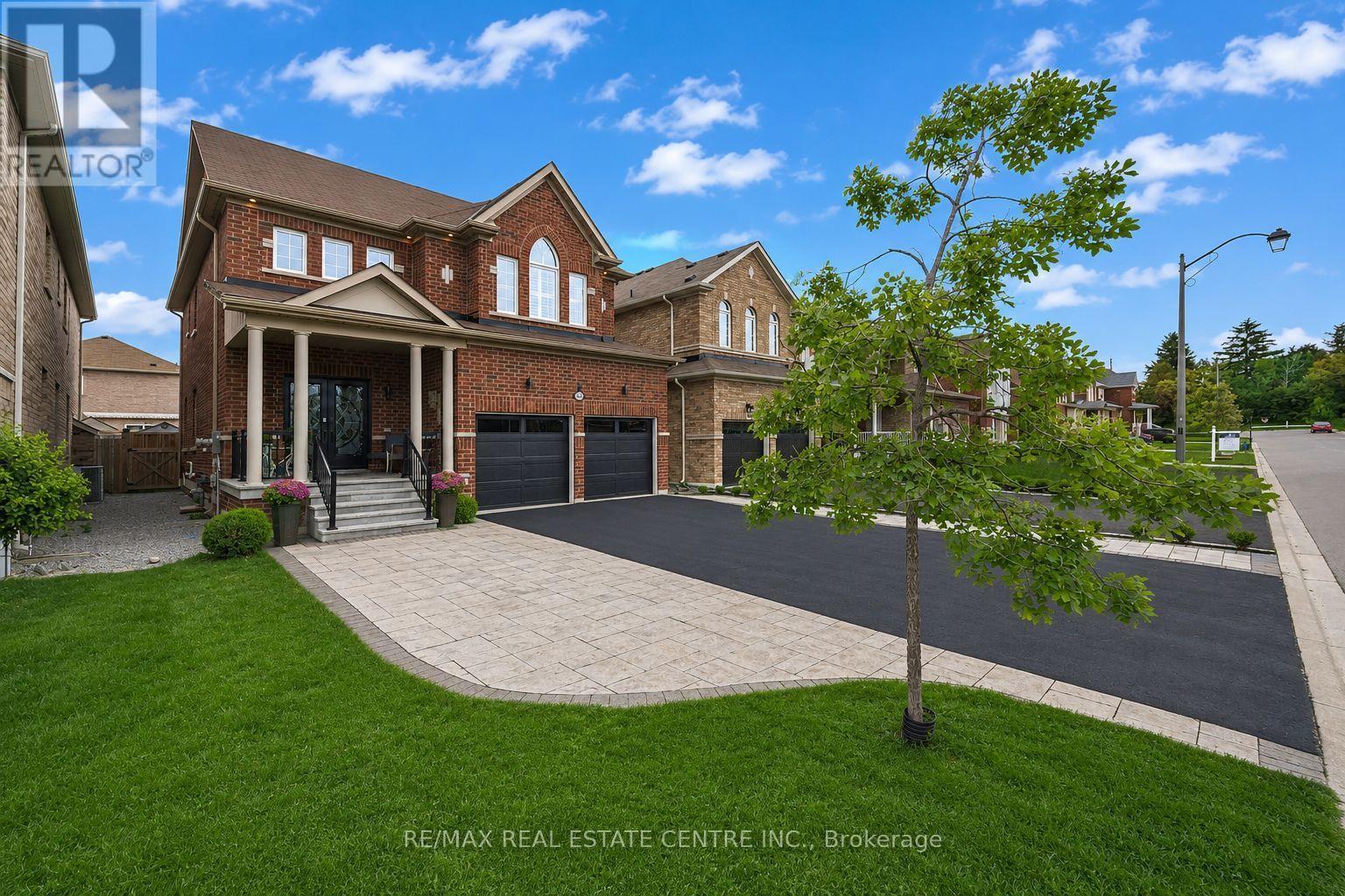 844 Wrenwood Drive, Oshawa, Ontario  L1K 0V8 - Photo 4 - E13661656