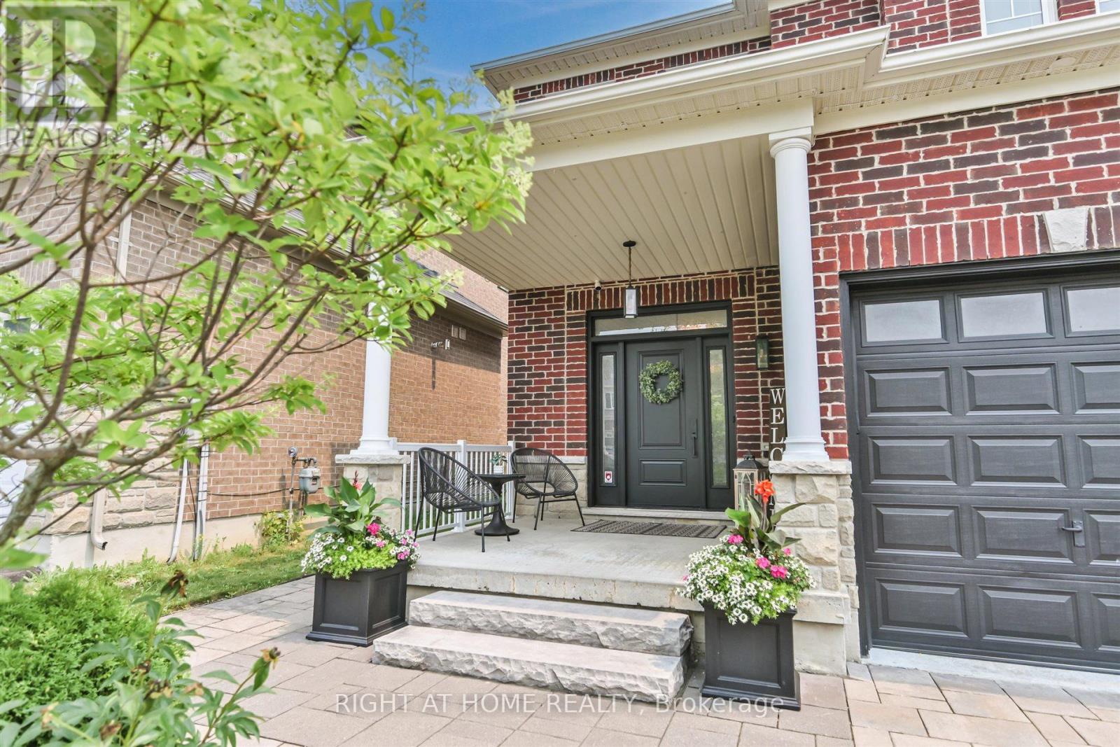 1259 Aldsworth Crescent, Oshawa, Ontario  L1K 0S5 - Photo 2 - E13661672