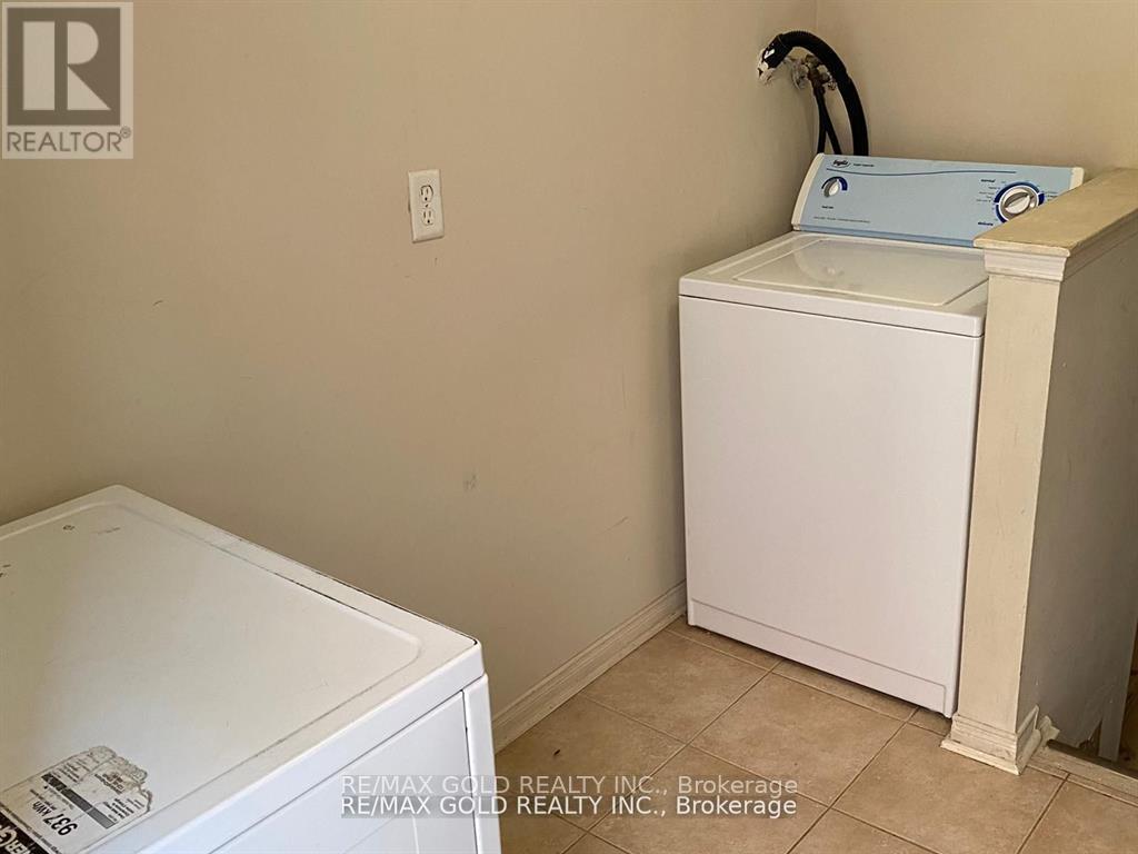 Bsmt - 27 Middlecote Drive, Ajax, Ontario  L1T 0A4 - Photo 10 - E13661818