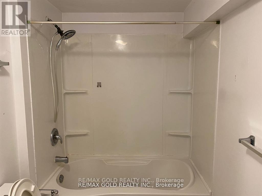 Bsmt - 27 Middlecote Drive, Ajax, Ontario  L1T 0A4 - Photo 19 - E13661818