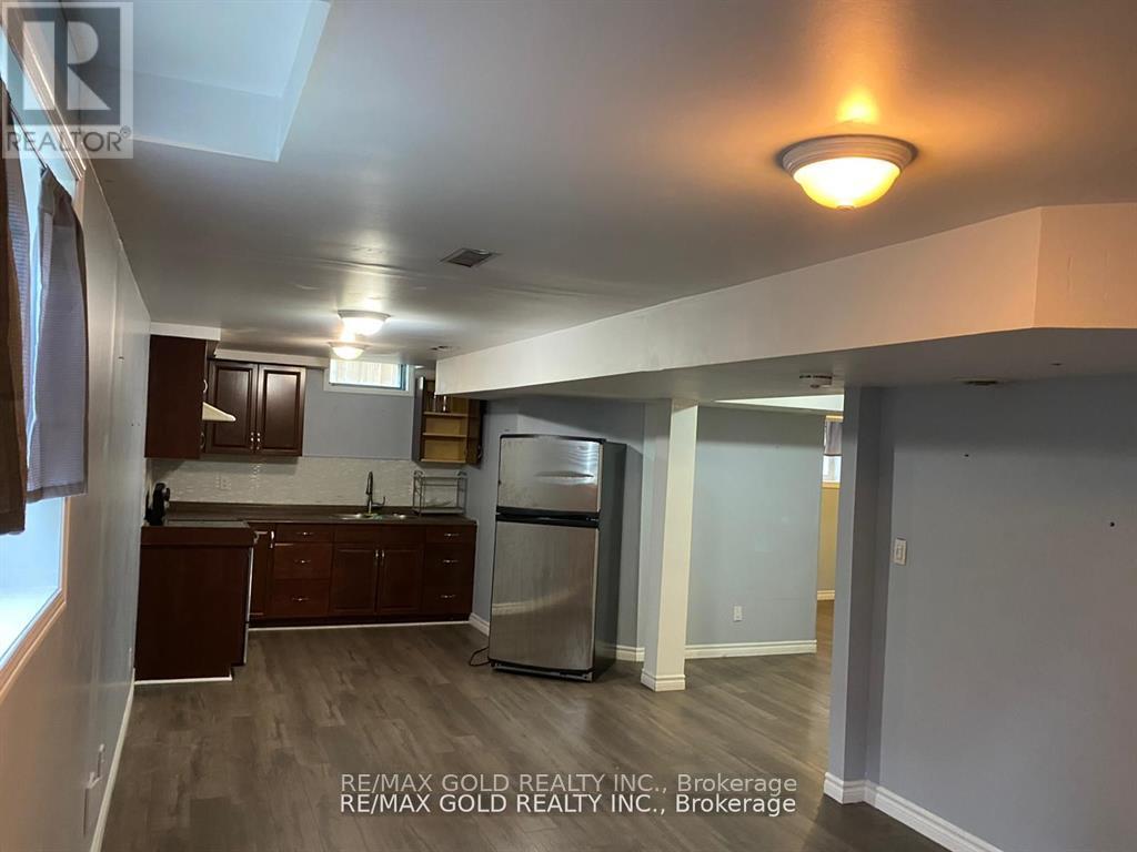Bsmt - 27 Middlecote Drive, Ajax, Ontario  L1T 0A4 - Photo 3 - E13661818