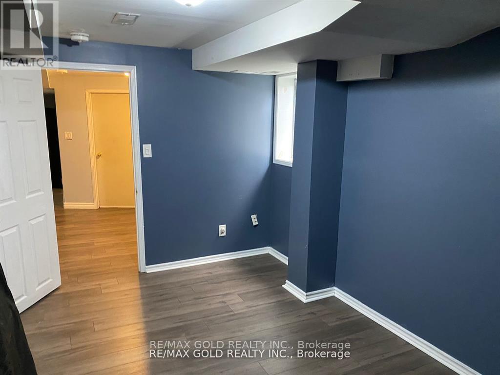 Bsmt - 27 Middlecote Drive, Ajax, Ontario  L1T 0A4 - Photo 7 - E13661818