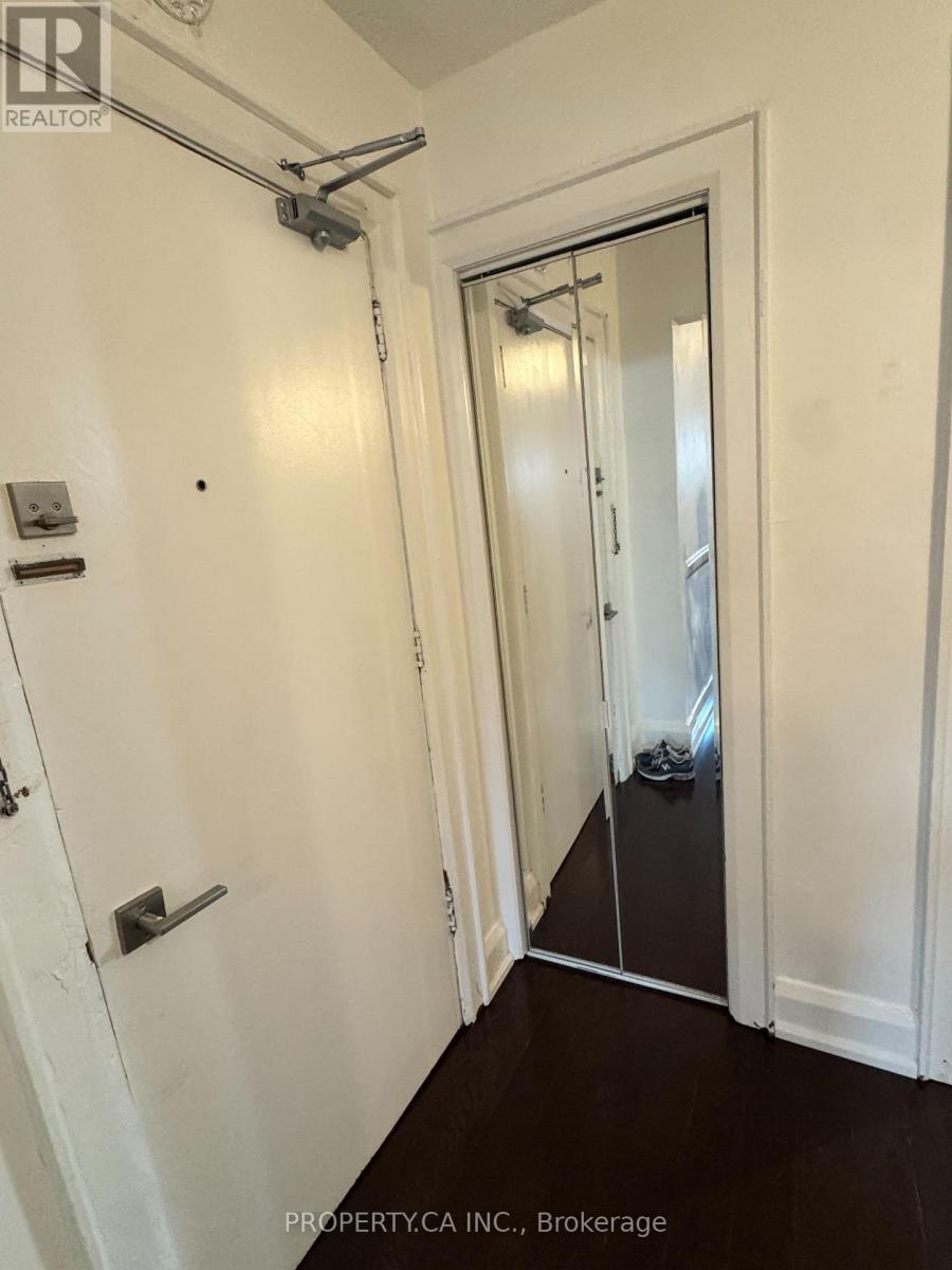 18 - 849 Broadview Avenue E, Toronto, Ontario  M4K 2P9 - Photo 2 - E13661828