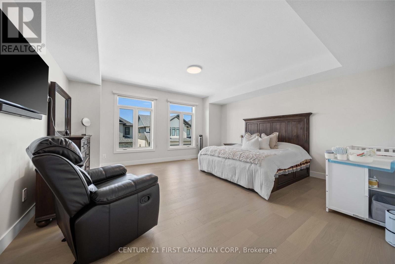 8-7966 Fallon Drive, Lucan Biddulph, Ontario  N0M 1V0 - Photo 23 - X13661676