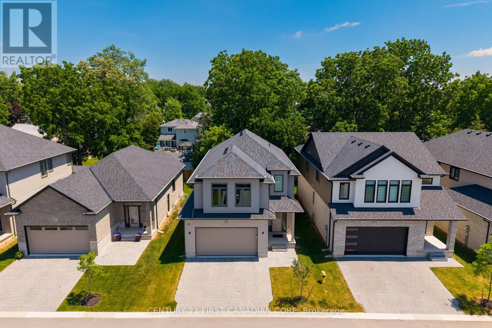 8-7966 Fallon Drive, Lucan Biddulph, Ontario  N0M 1V0 - Photo 6 - X13661676