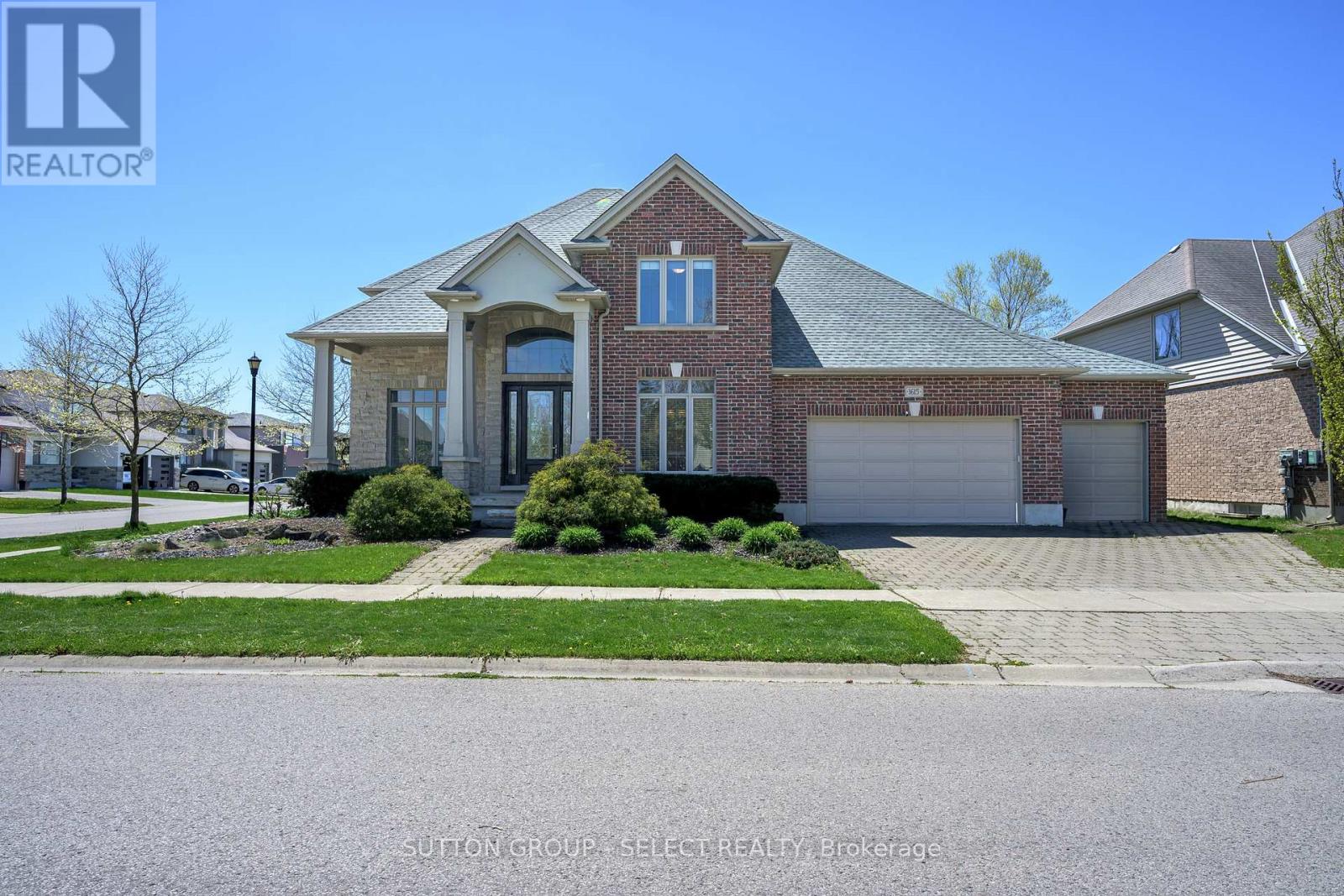 1615 Wickerson Gate, London South, Ontario  N6K 0C3 - Photo 2 - X13661772