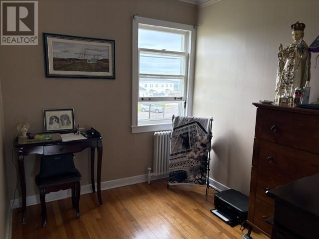 Photo 33