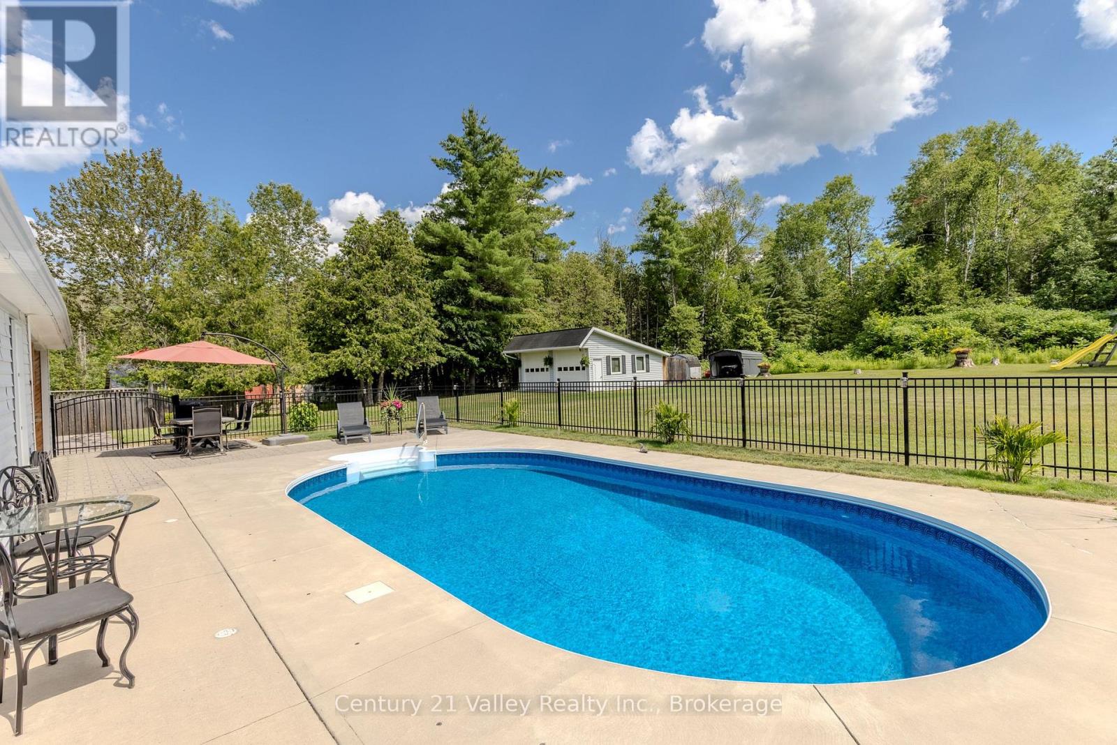 406 Water Street, Bonnechere Valley, Ontario  K0J 1T0 - Photo 9 - X13661756