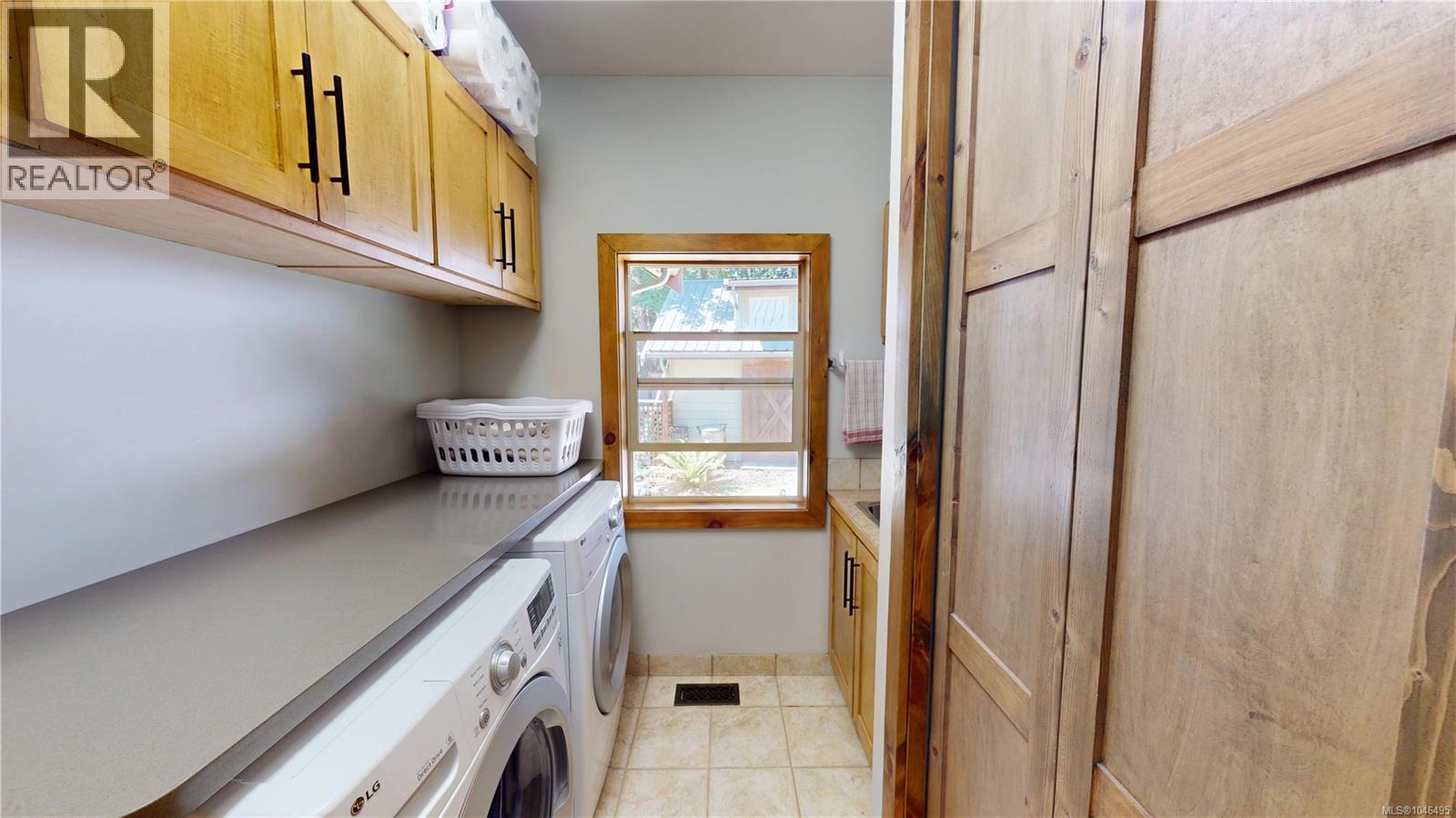 2575 Coho Dr, Gabriola Island, British Columbia  V0R 1X7 - Photo 21 - 1046495
