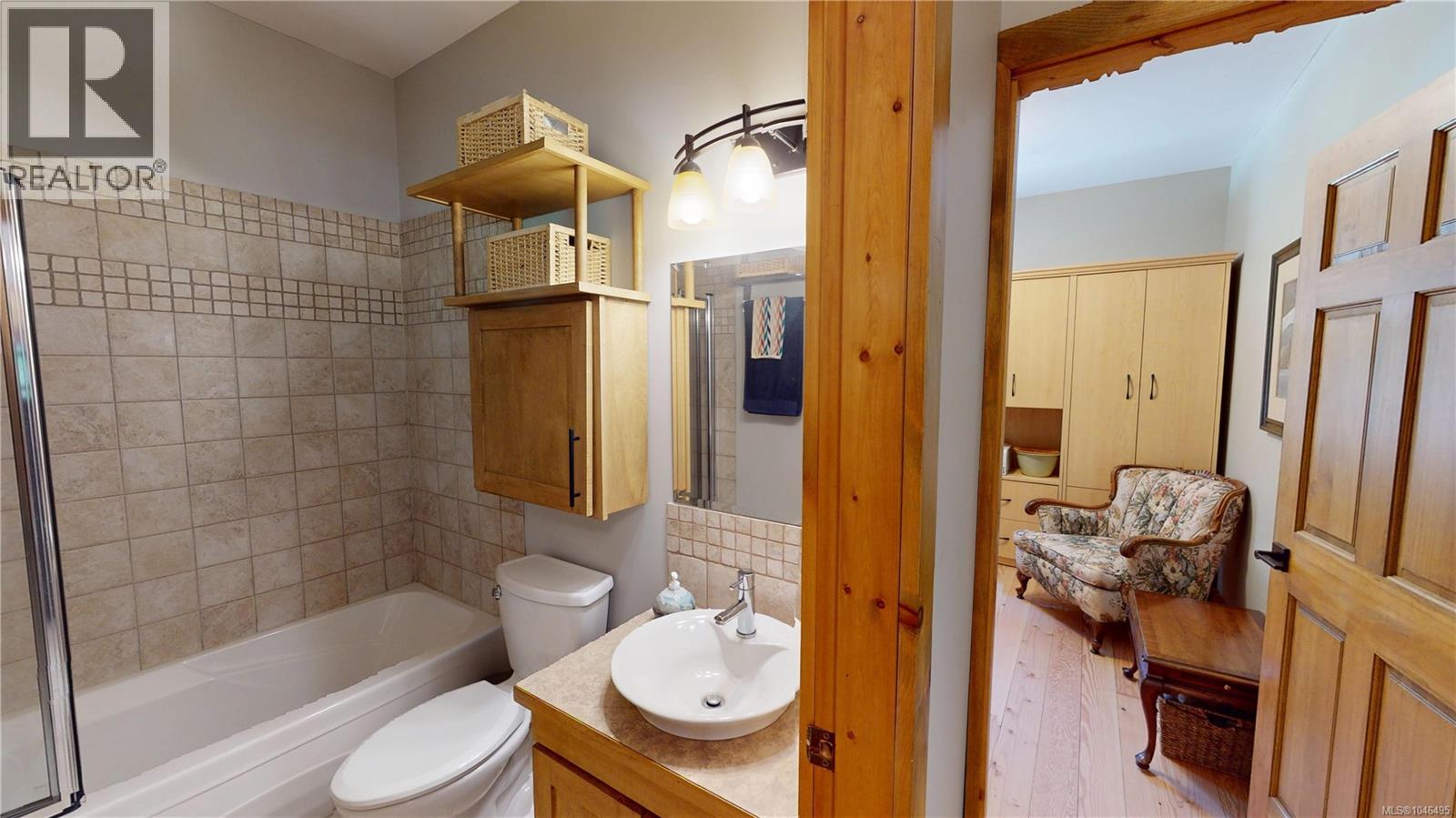 2575 Coho Dr, Gabriola Island, British Columbia  V0R 1X7 - Photo 19 - 1046495