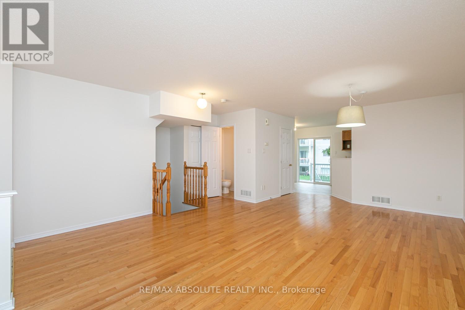 38 - 246 Gershwin Private, Ottawa, Ontario  K2H 1G5 - Photo 4 - X13661804