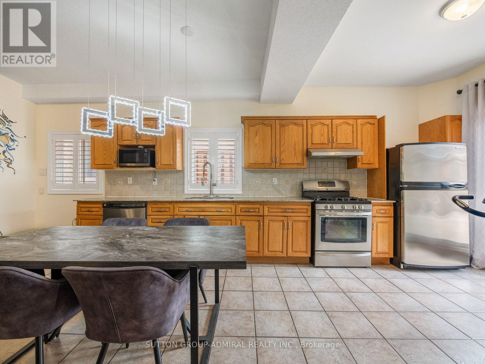 119 Blackthorn Drive, Vaughan, Ontario  L6A 3N2 - Photo 30 - N13661600