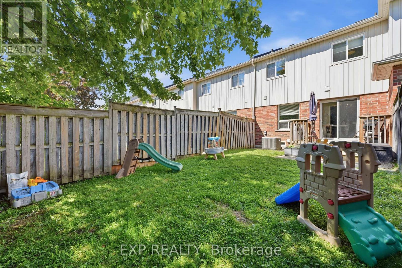 3 Battenberg Court, East Gwillimbury (Mt Albert), Ontario  L0G 1M0 - Photo 18 - N13661616