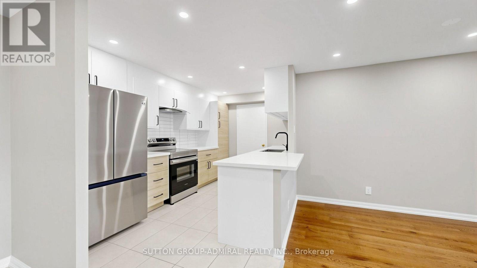 1516 - 32 Clarissa Drive, Richmond Hill, Ontario  L4C 9R7 - Photo 14 - N13661666