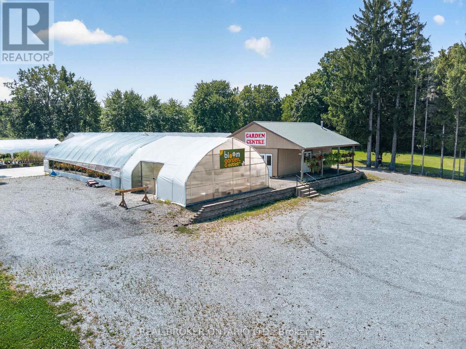 230 Hwy 20 E, Thorold, Ontario  L0S 1E6 - Photo 2 - X13661870
