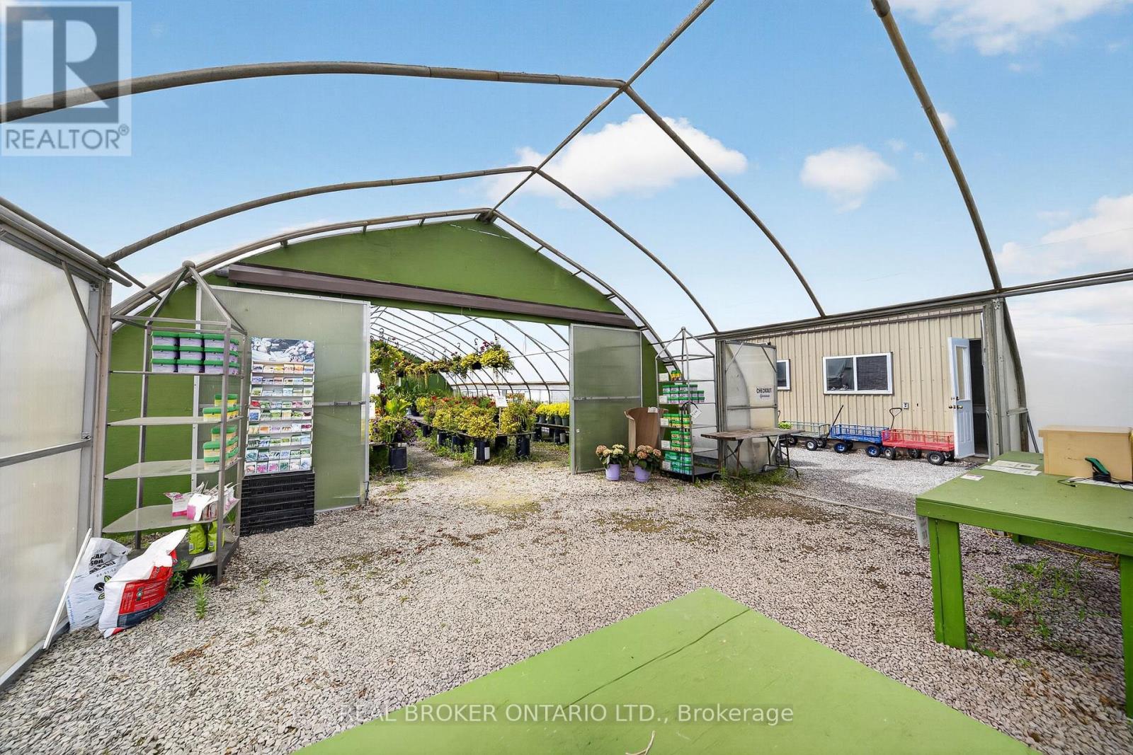 230 Hwy 20 E, Thorold, Ontario  L0S 1E6 - Photo 23 - X13661870