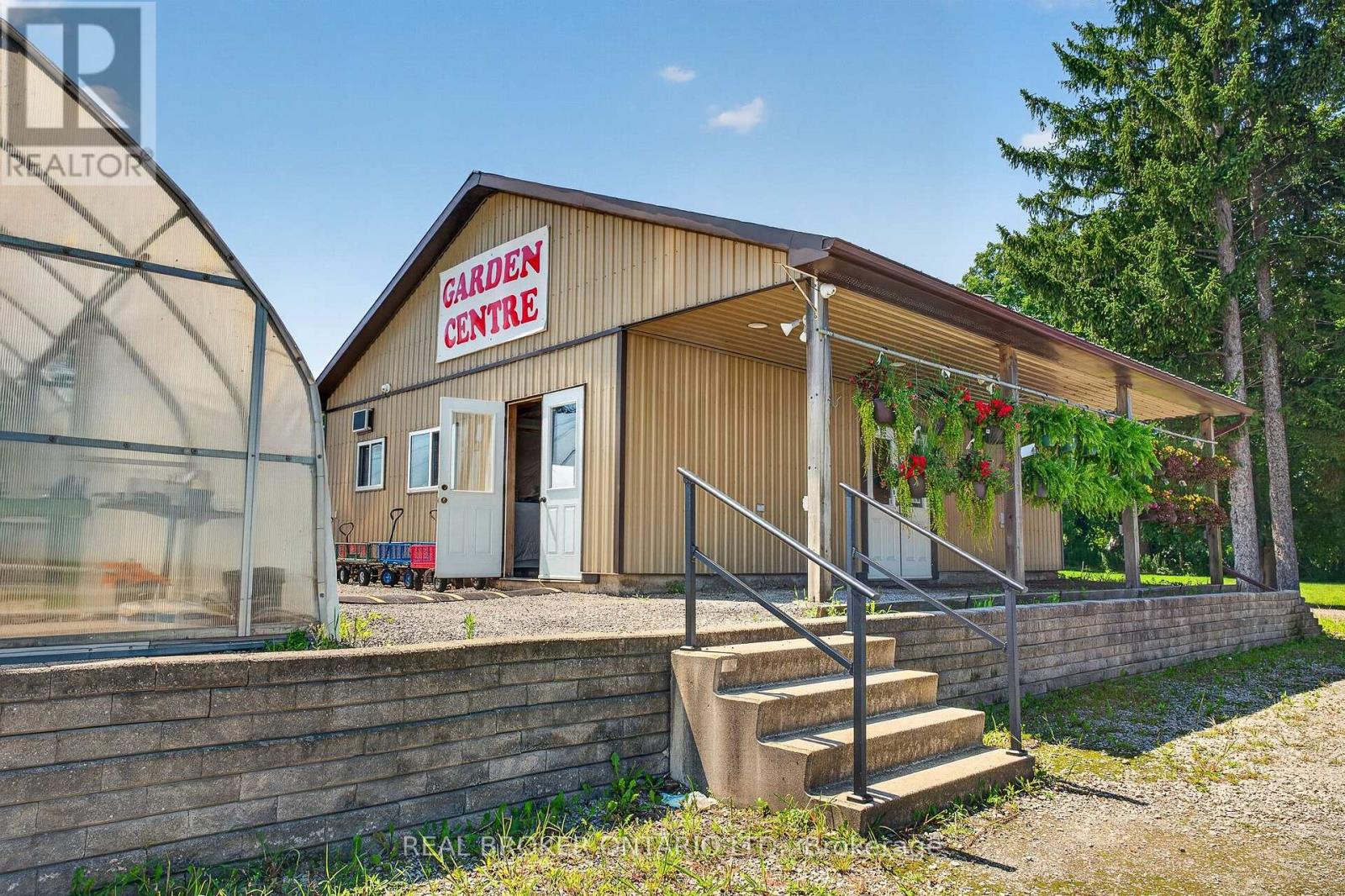 230 Hwy 20 E, Thorold, Ontario  L0S 1E6 - Photo 32 - X13661870