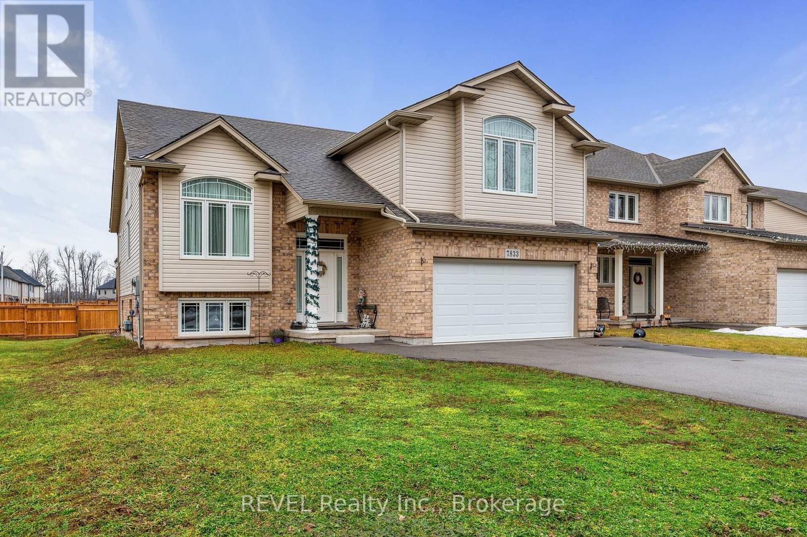 7833 Oldfield Road, Niagara Falls, Ontario  L2G 0A8 - Photo 2 - X13661876