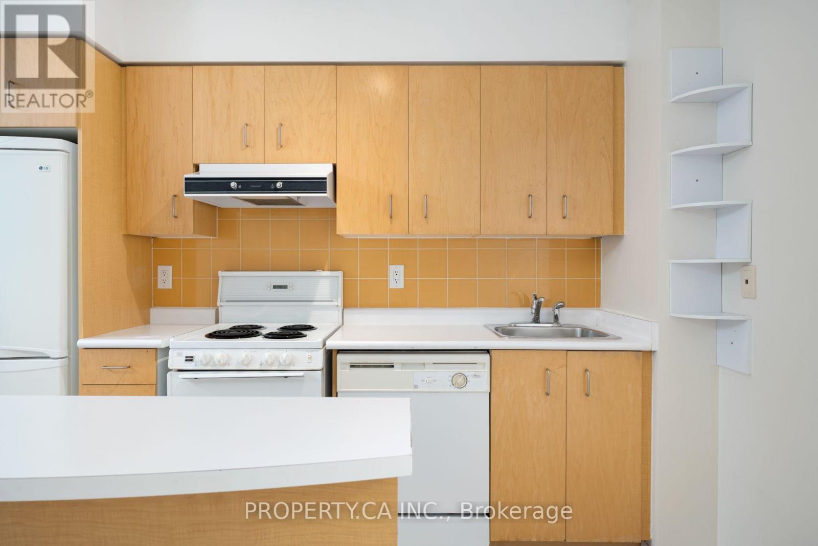 622 - 219 Fort York Boulevard, Toronto, Ontario  M5V 1B1 - Photo 10 - C13657812
