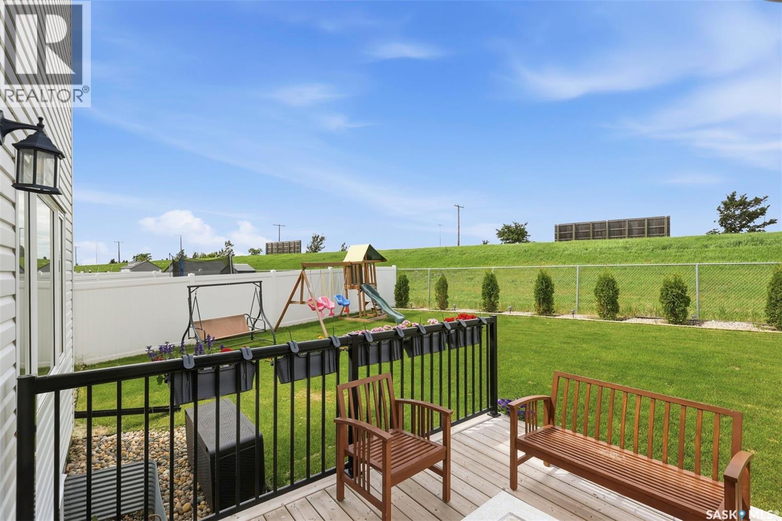 421 Germain Manor, Saskatoon, Saskatchewan  S7V 0V1 - Photo 35 - SK045134