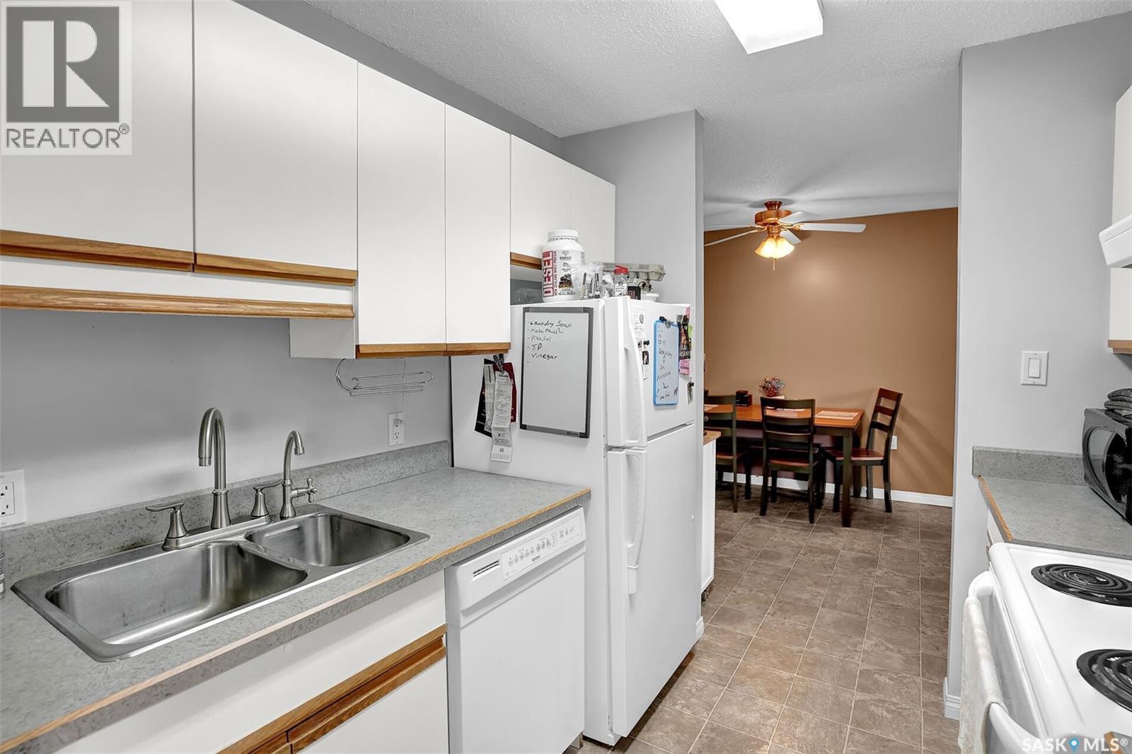 302 3410 Park Street, Regina, Saskatchewan  S4V 2M8 - Photo 8 - SK045059