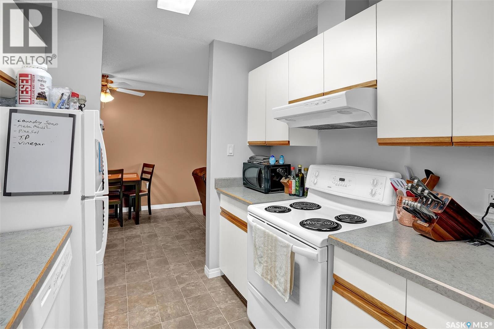 302 3410 Park Street, Regina, Saskatchewan  S4V 2M8 - Photo 9 - SK045059