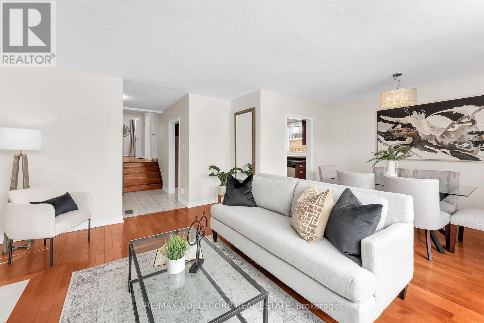 4230 Bloor Street W, Toronto, Ontario  M9C 1Z7 - Photo 12 - W13661652