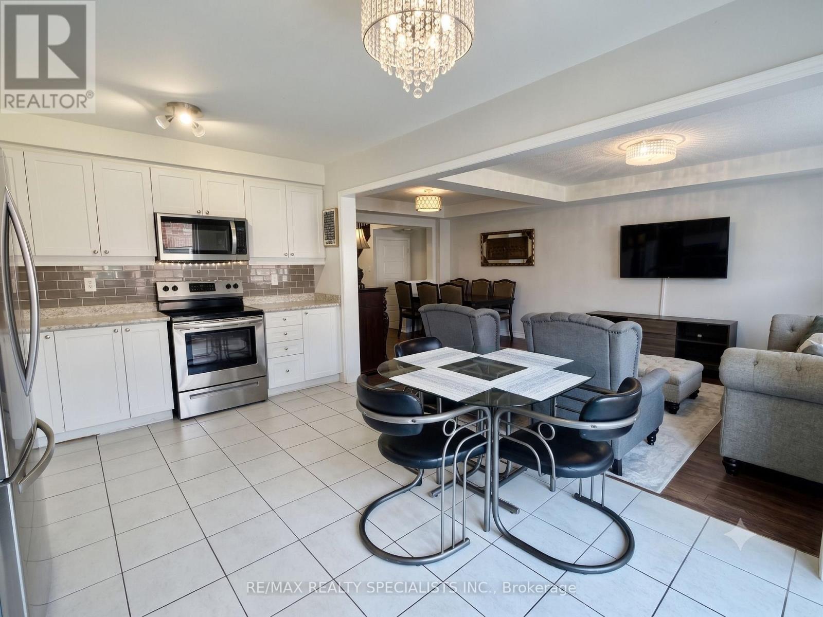 298 Beasley Terrace, Milton, Ontario  L9E 1C5 - Photo 13 - W13661696