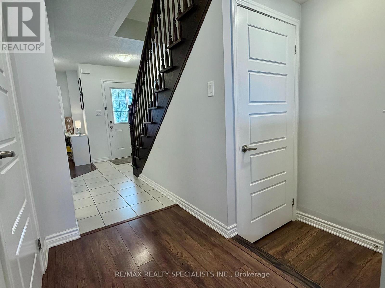 298 Beasley Terrace, Milton, Ontario  L9E 1C5 - Photo 14 - W13661696