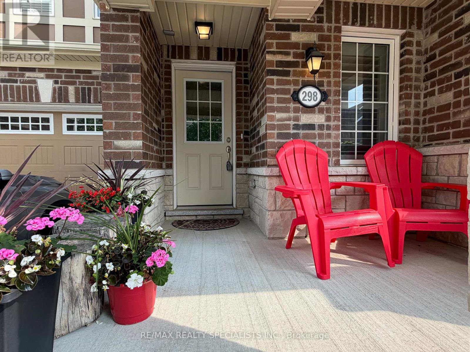 298 Beasley Terrace, Milton, Ontario  L9E 1C5 - Photo 2 - W13661696