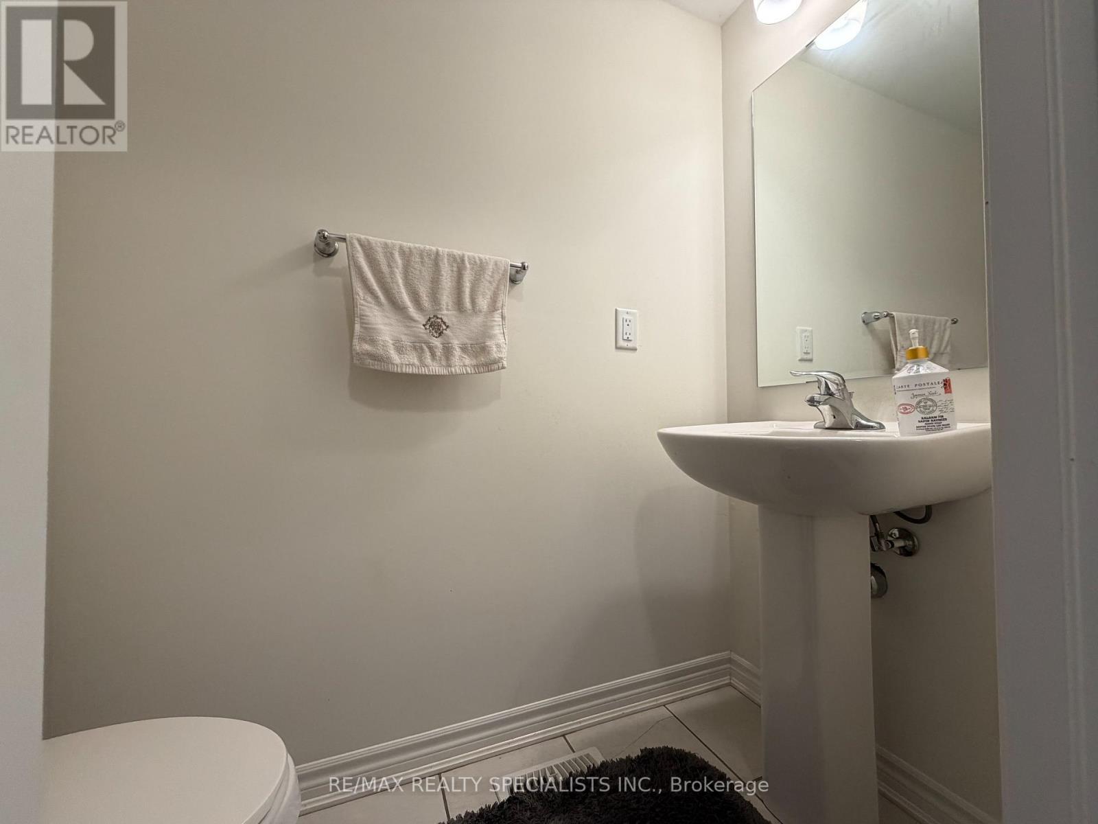 298 Beasley Terrace, Milton, Ontario  L9E 1C5 - Photo 7 - W13661696
