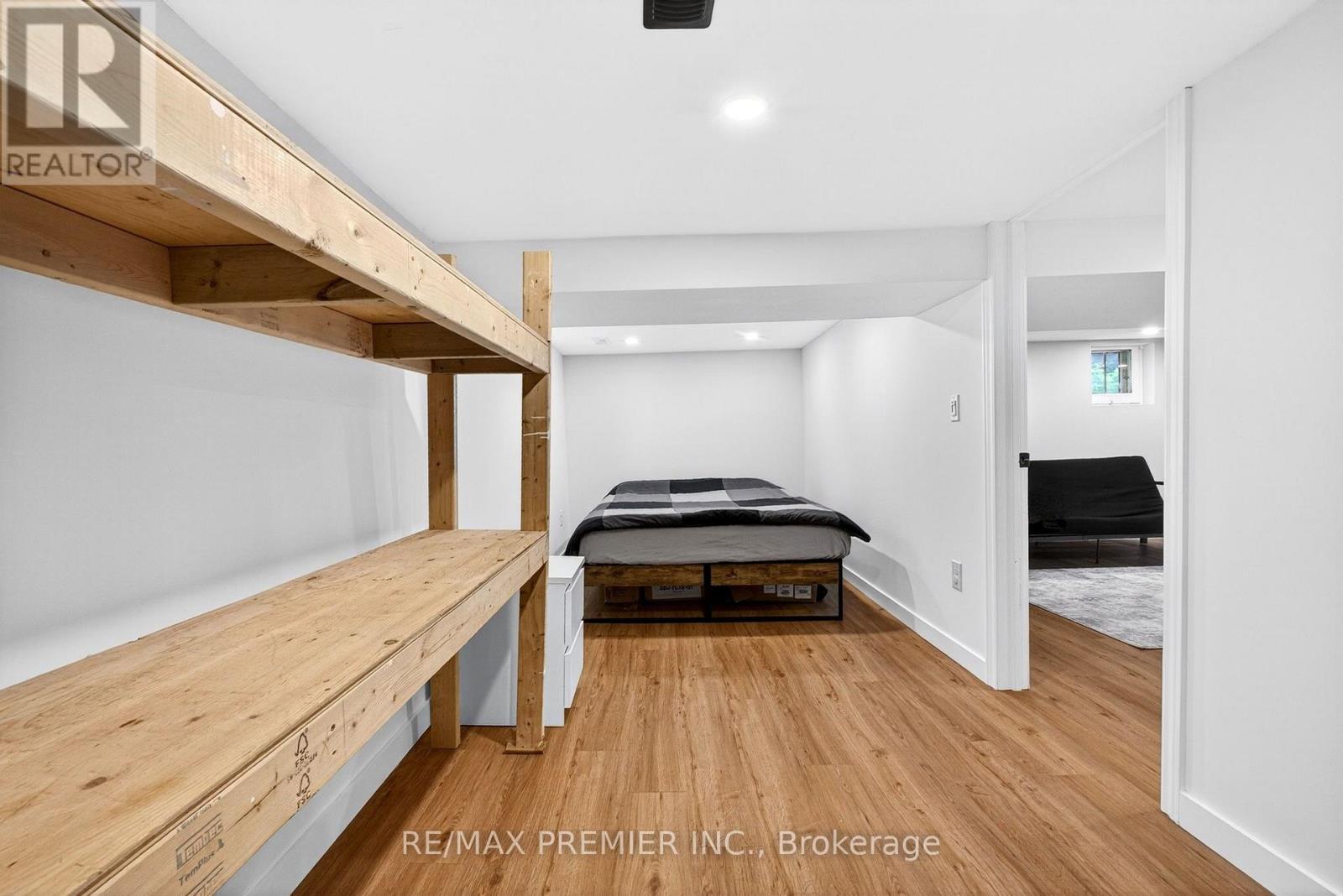 154 Fifth Street, Toronto, Ontario  M8V 2C7 - Photo 30 - W13661836