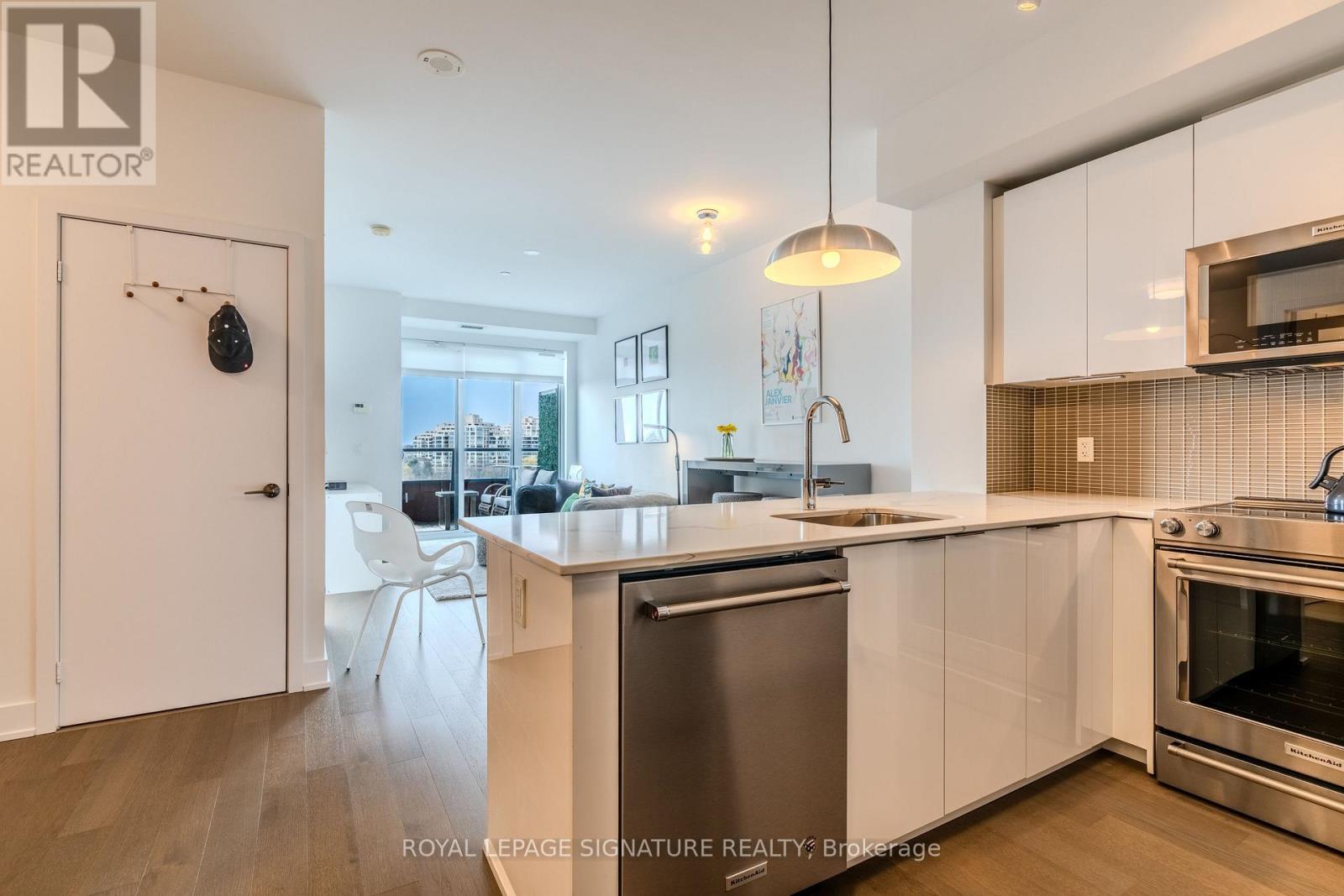 515 - 20 Shore Breeze Drive, Toronto, Ontario M8V 1A1 - Photo 5 - W13661890
