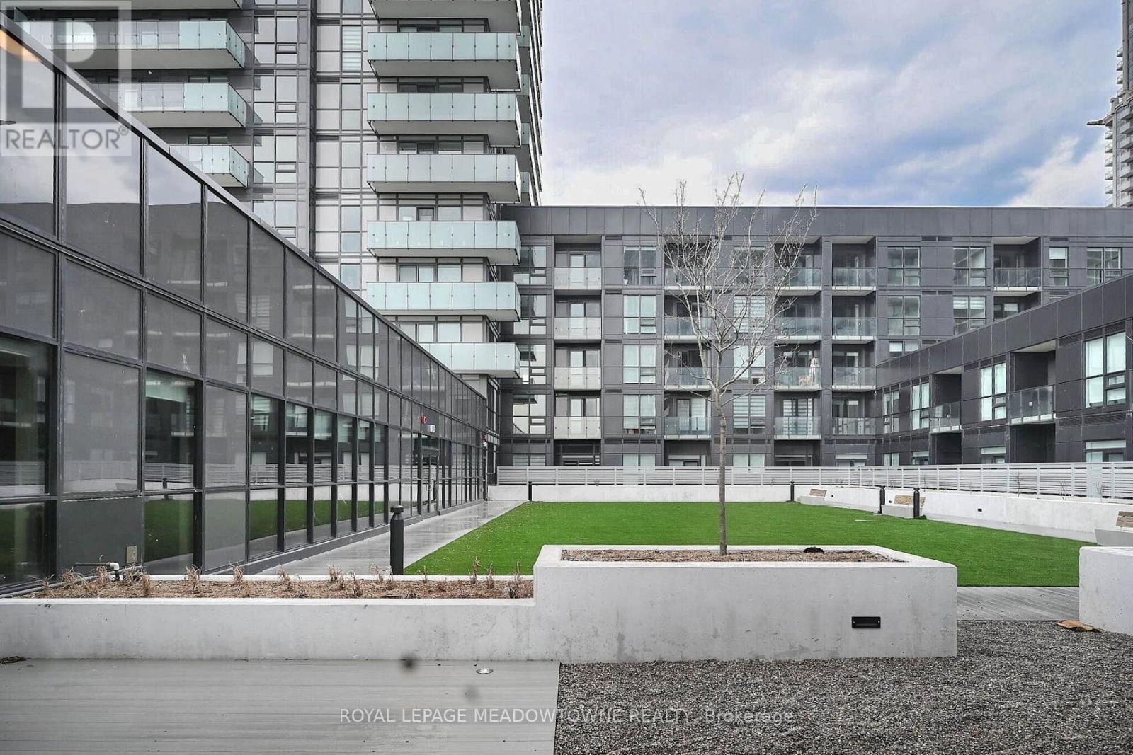 1202 - 430 Square One Drive, Mississauga, Ontario  L5B 0L6 - Photo 45 - W13661918