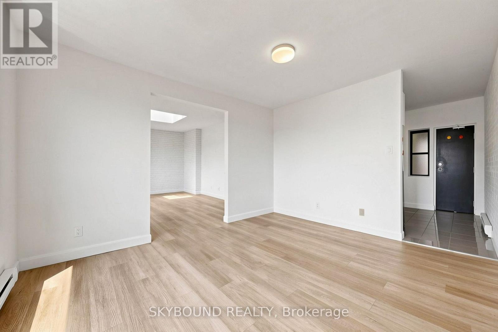 G - 131 Wineva Avenue, Toronto, Ontario  M4E 2T3 - Photo 10 - E13475112