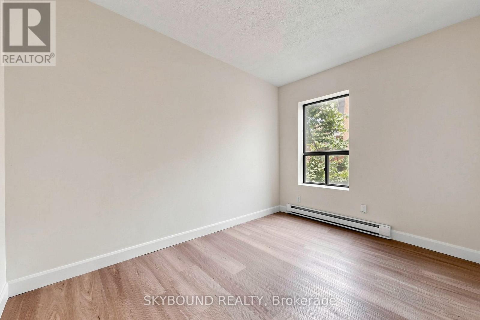 G - 131 Wineva Avenue, Toronto, Ontario  M4E 2T3 - Photo 15 - E13475112