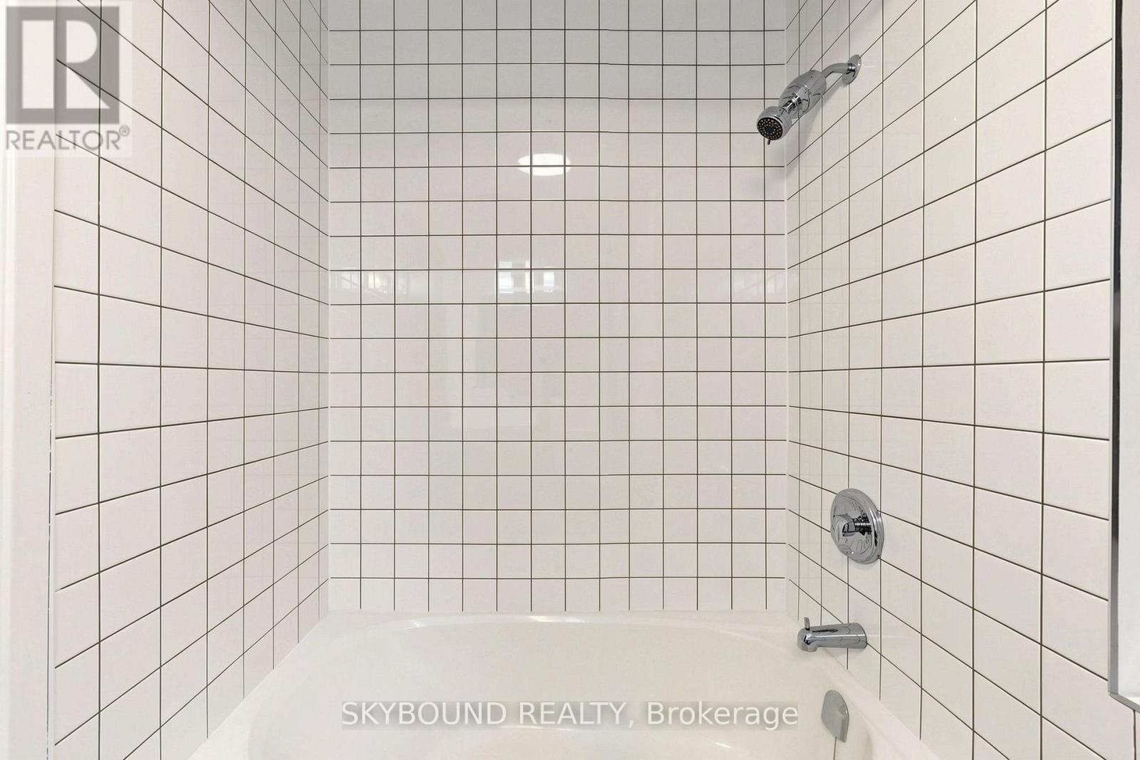 G - 131 Wineva Avenue, Toronto, Ontario  M4E 2T3 - Photo 23 - E13475112