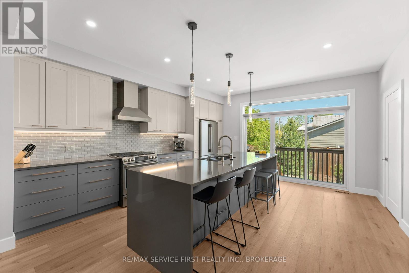 15 GRANGE STREET, Kingston, Ontario
