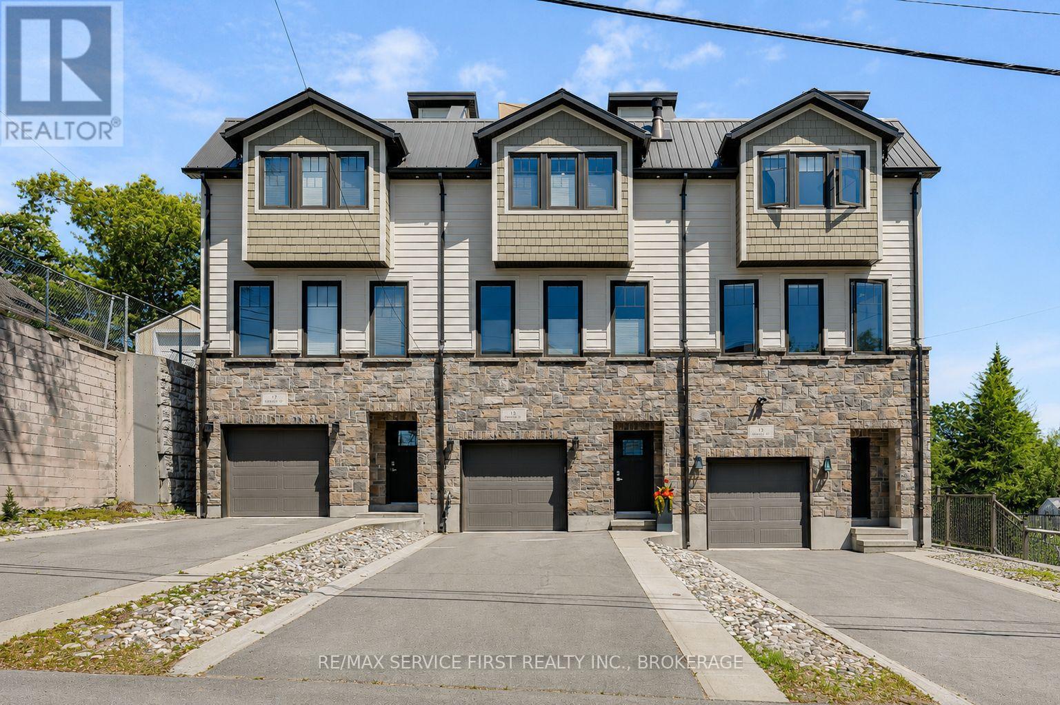 15 Grange Street, Kingston, Ontario  K7M 2J5 - Photo 4 - X13530980