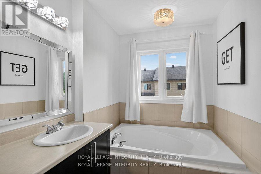 345 Cooks Mill Crescent, Ottawa, Ontario  K1V 2N3 - Photo 32 - X13478160