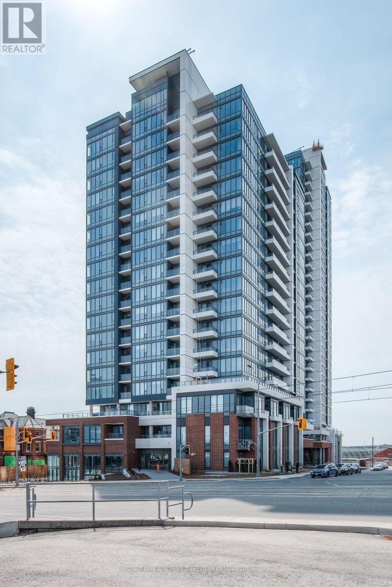 1704 - 15 WELLINGTON STREET, Kitchener, Ontario