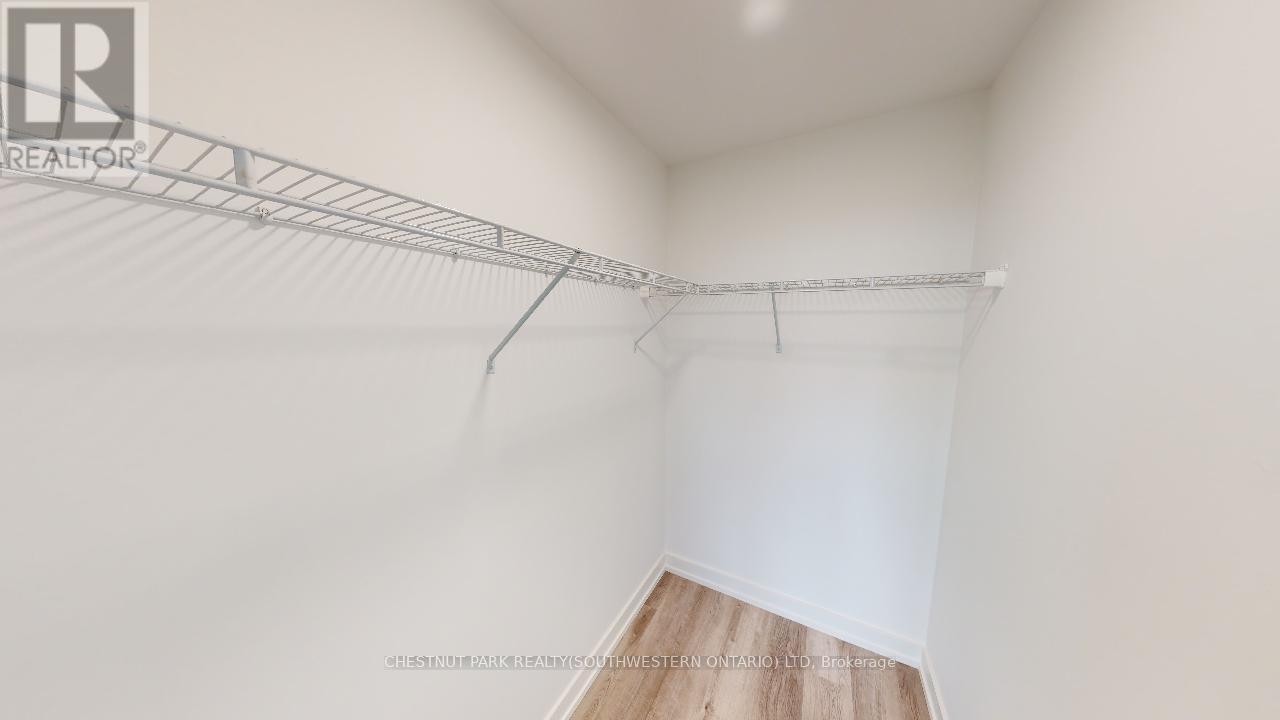 1704 - 15 Wellington Street, Kitchener, Ontario  N2G 0E4 - Photo 12 - X13661606